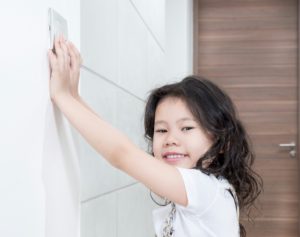 Preschool Children Learn to Turn it off the Lights